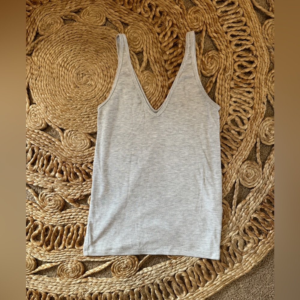 Abercrombie Soft Essentials Tuckable Tank